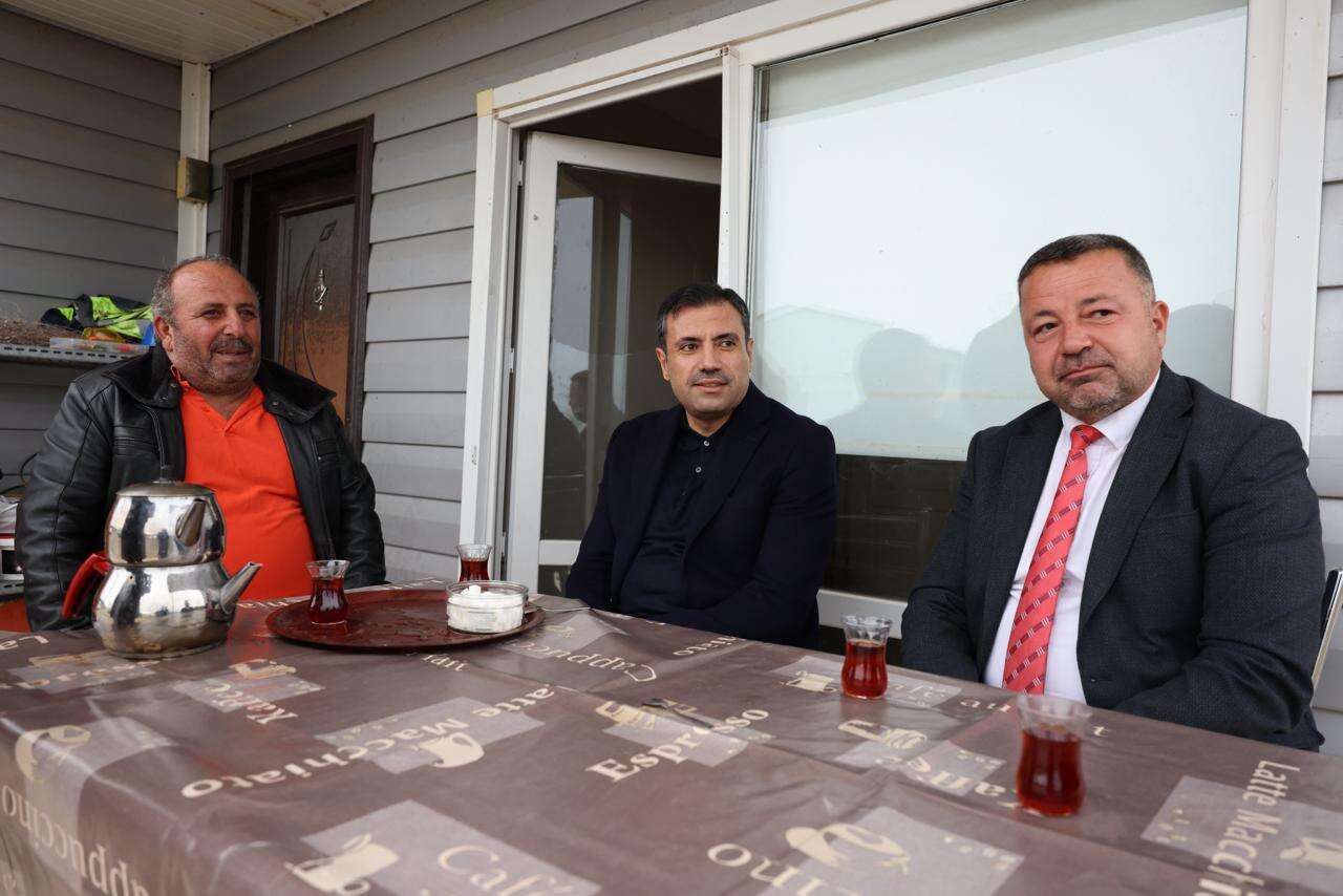 Konya’da gönül köprüleri kuruldu! AK Parti heyeti vatandaşlarla buluştu 13